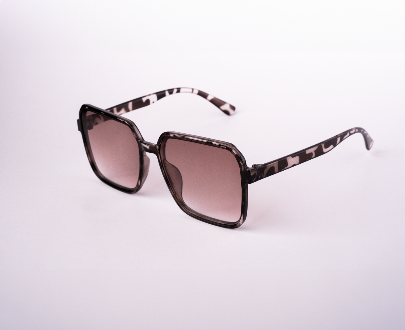 NEON EYEWEAR NE190975 LEOPAR KADIN GÜNEŞ GÖZLÜĞÜ